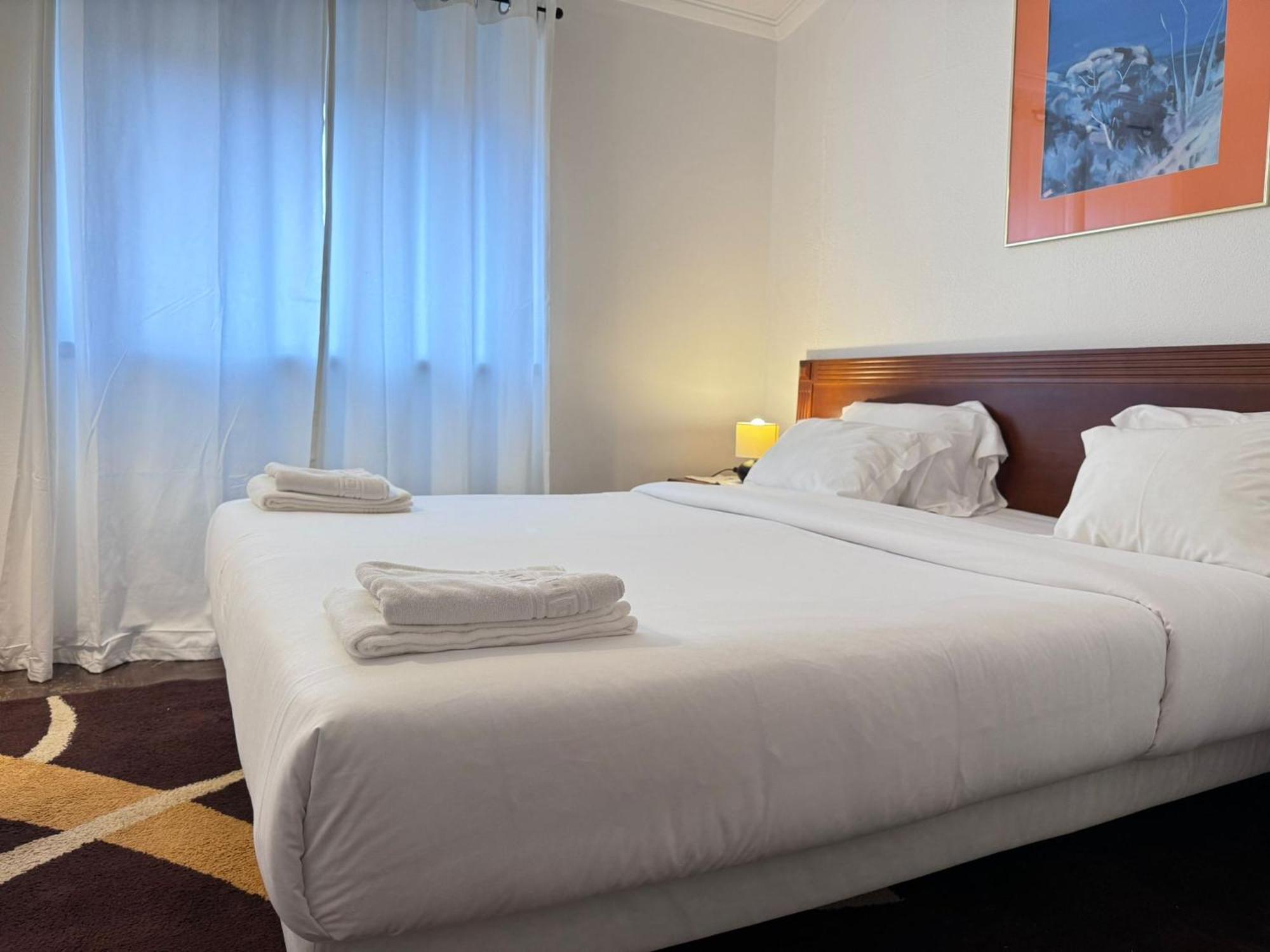 The Pearl - Cascais Guest House - City & Beach Экстерьер фото